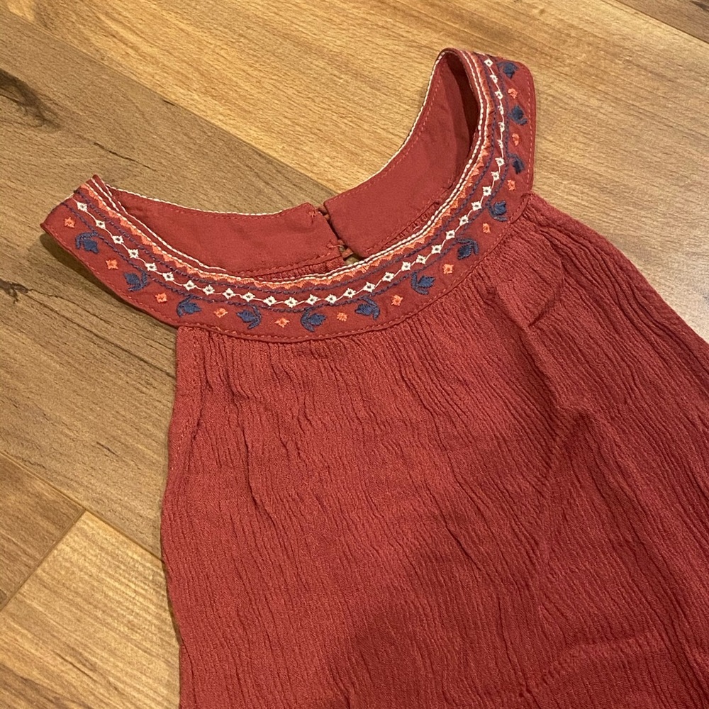 Embroidered top - Picture 2 of 4